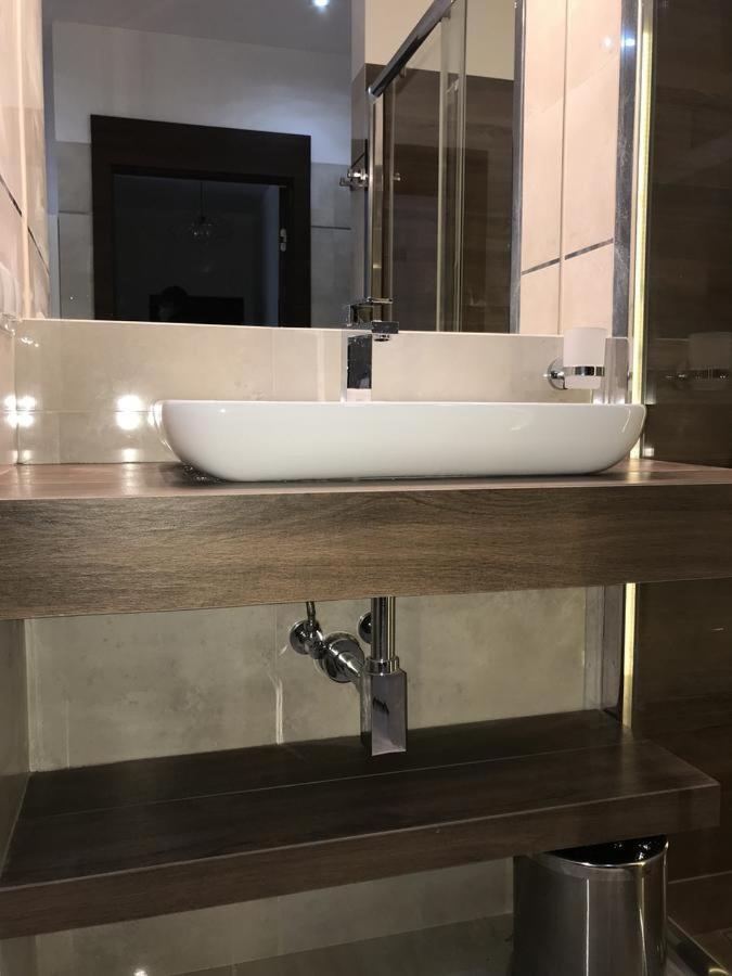 P&O Serviced Apartments Metro Mokotow ワルシャワ エクステリア 写真